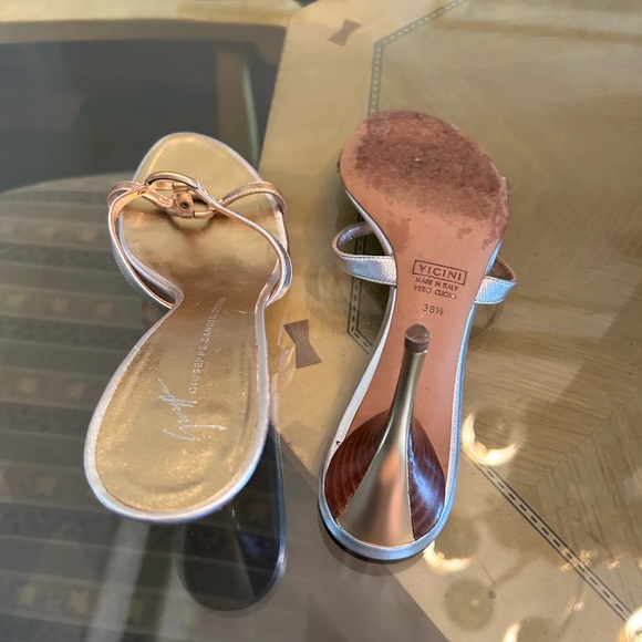 Giuseppe Zanotti shoes.  Metallic Gold, Rose Gold, and Silver open toe. - Picture 4 of 4